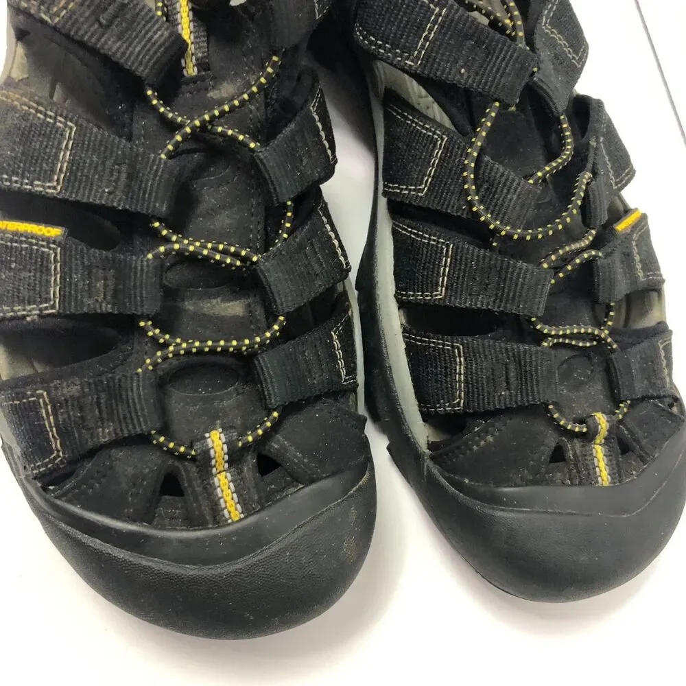 KEEN Men's Size 10.5 Newport H2 Water Sport Hybrid Sandal Black Yellow Outdoor